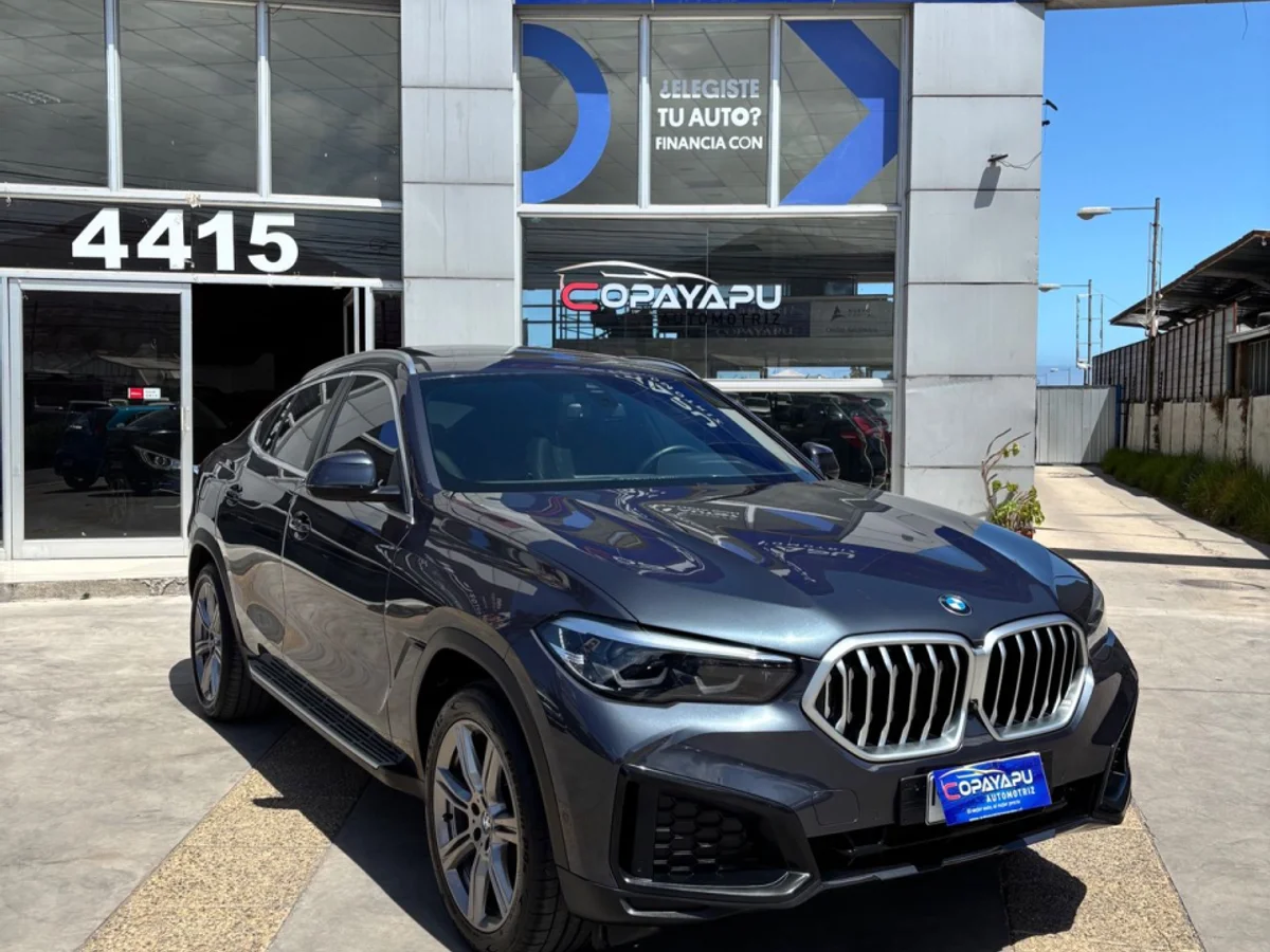 2022 BMW X6 XDRIVE 40I - Miniatura 2