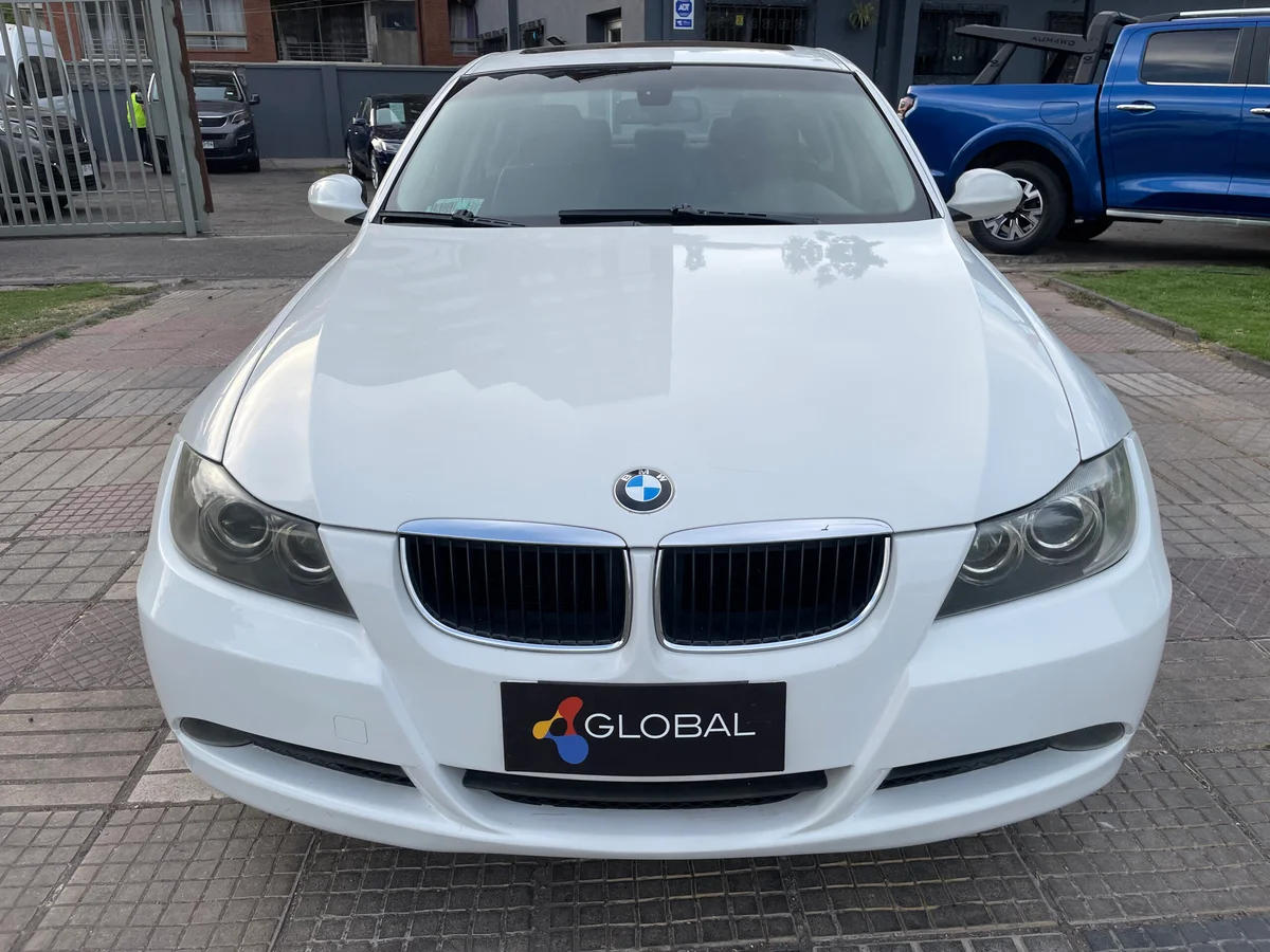 BMW 320i 2008