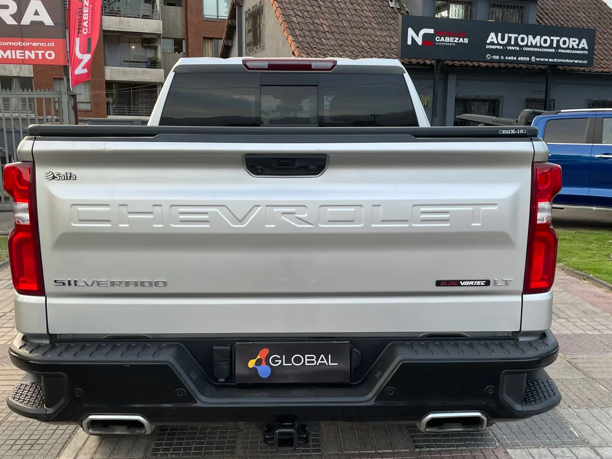 Chevrolet Silverado 2023