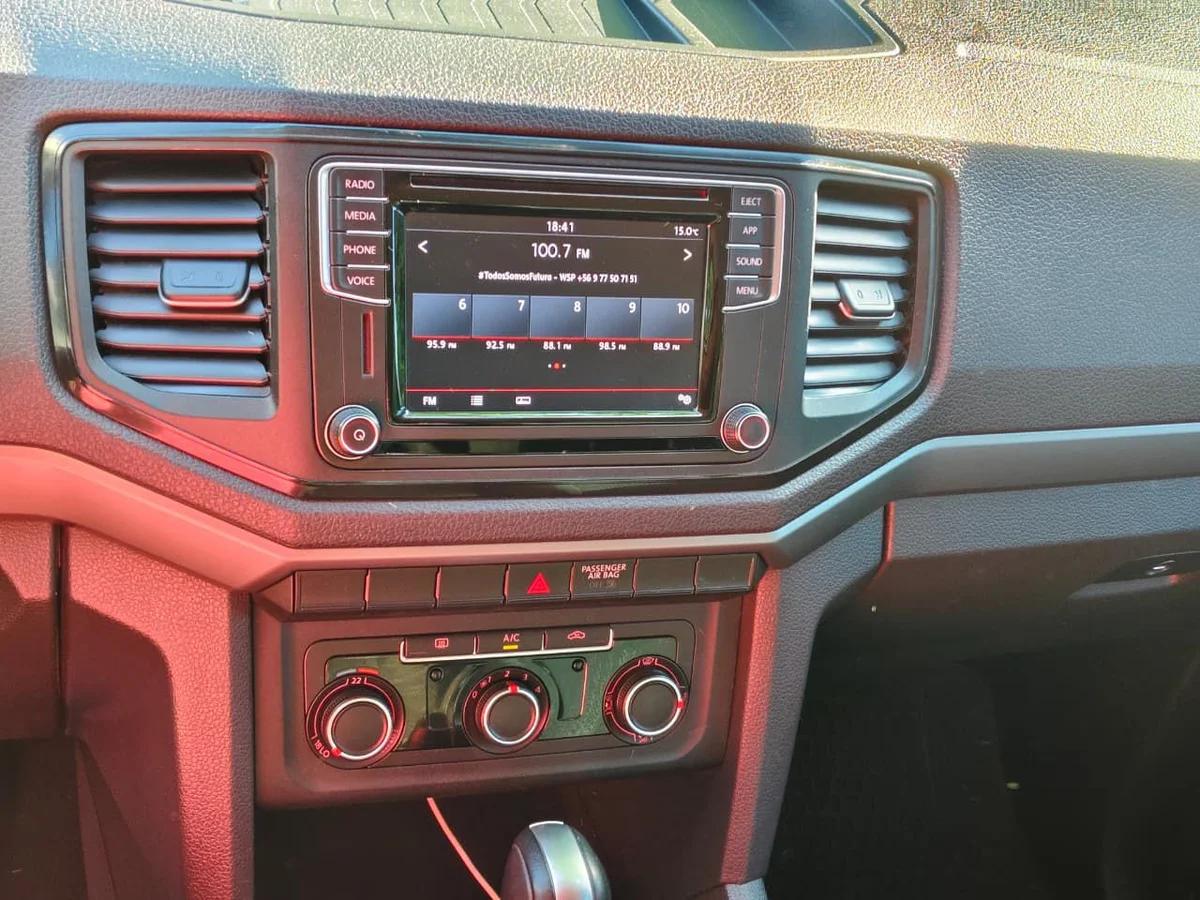 2020 VOLKSWAGEN AMAROK COMFORTLINE 4X4 2.0 AUT - Miniatura 9