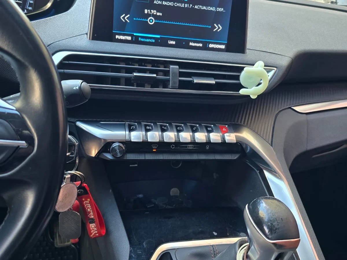 PEUGEOT 3008 MT 1.5 DIESEL - Miniatura 8