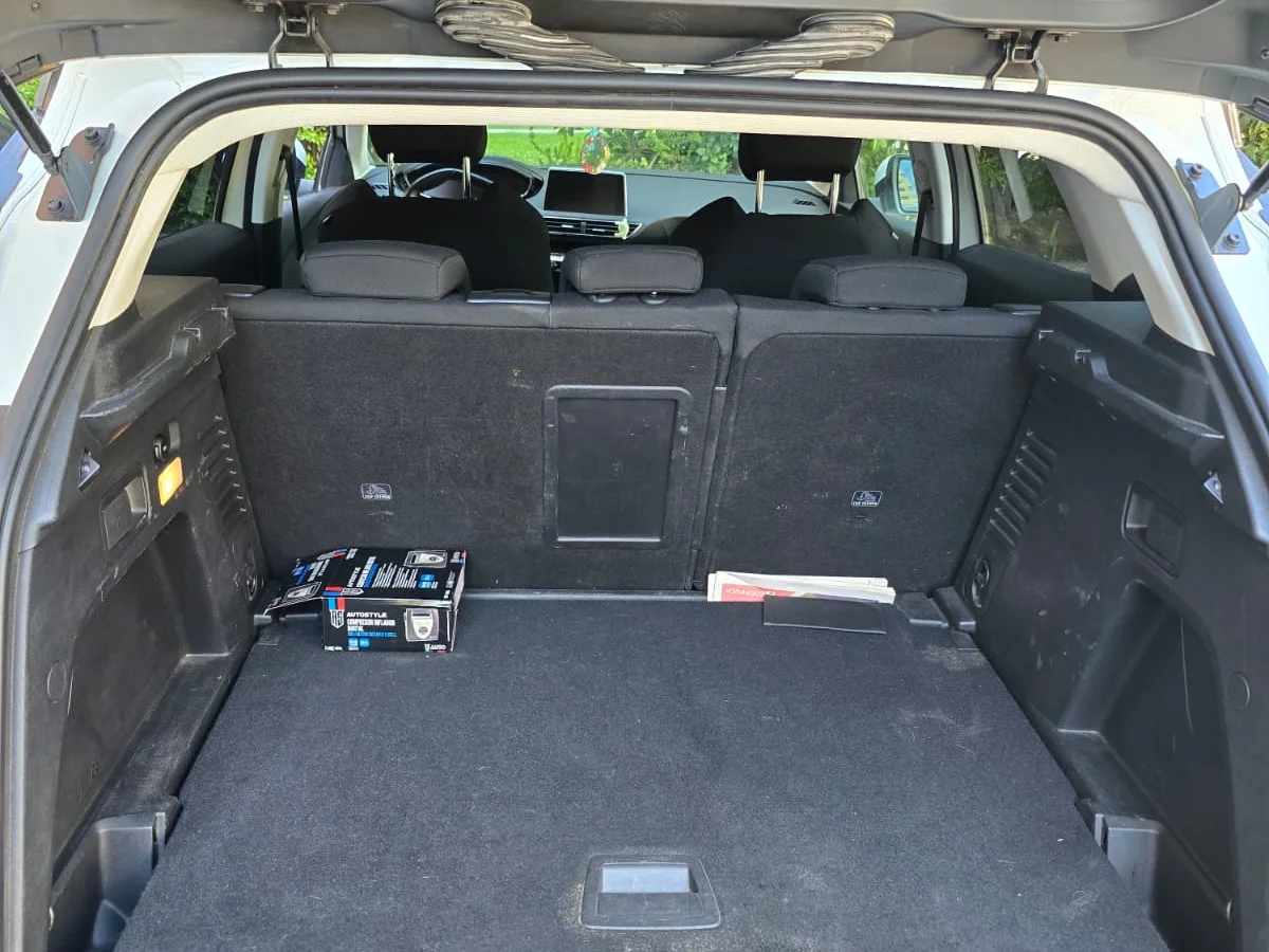 PEUGEOT 3008 MT 1.5 DIESEL - Miniatura 14