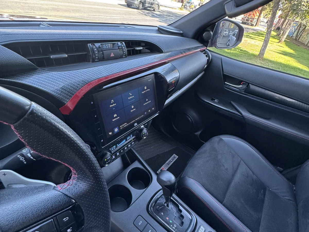Toyota Hilux 2024 - Miniatura 14
