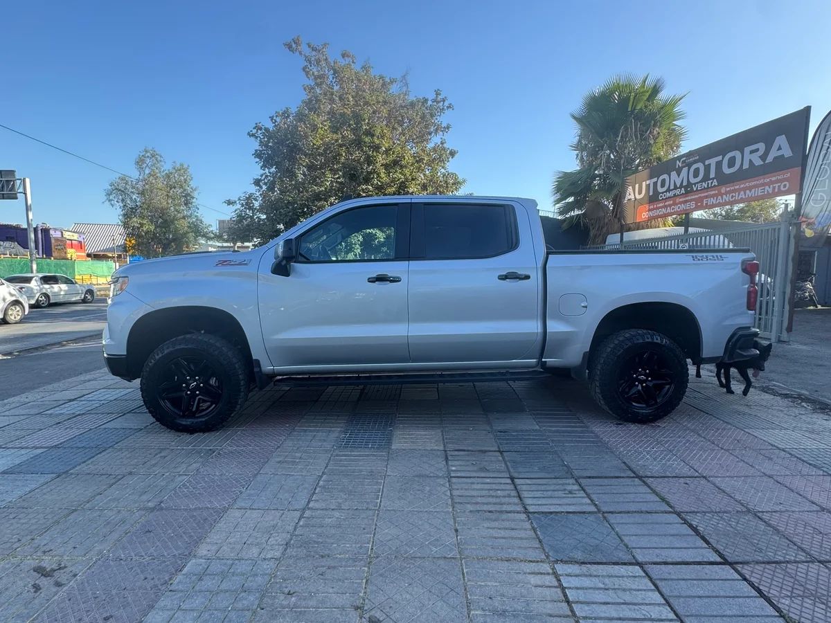 CHEVROLET SILVERADO 4X4 CC 5.3 AUT