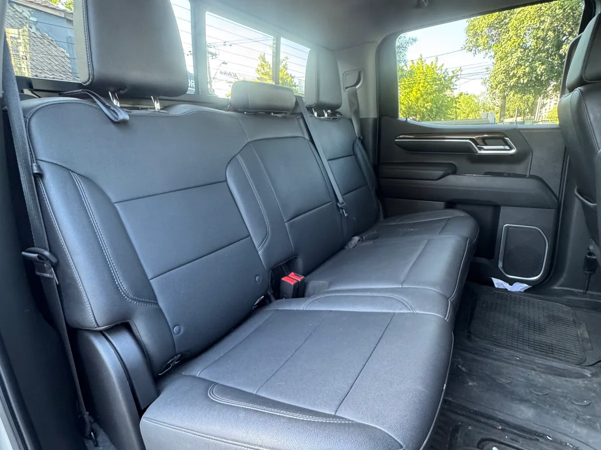 CHEVROLET SILVERADO 4X4 CC 5.3 AUT - Miniatura 8