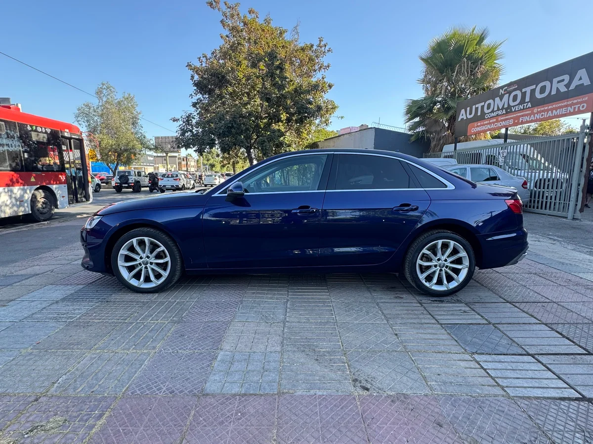 AUDI A4 35 TFSI 2.0 AUT 2021