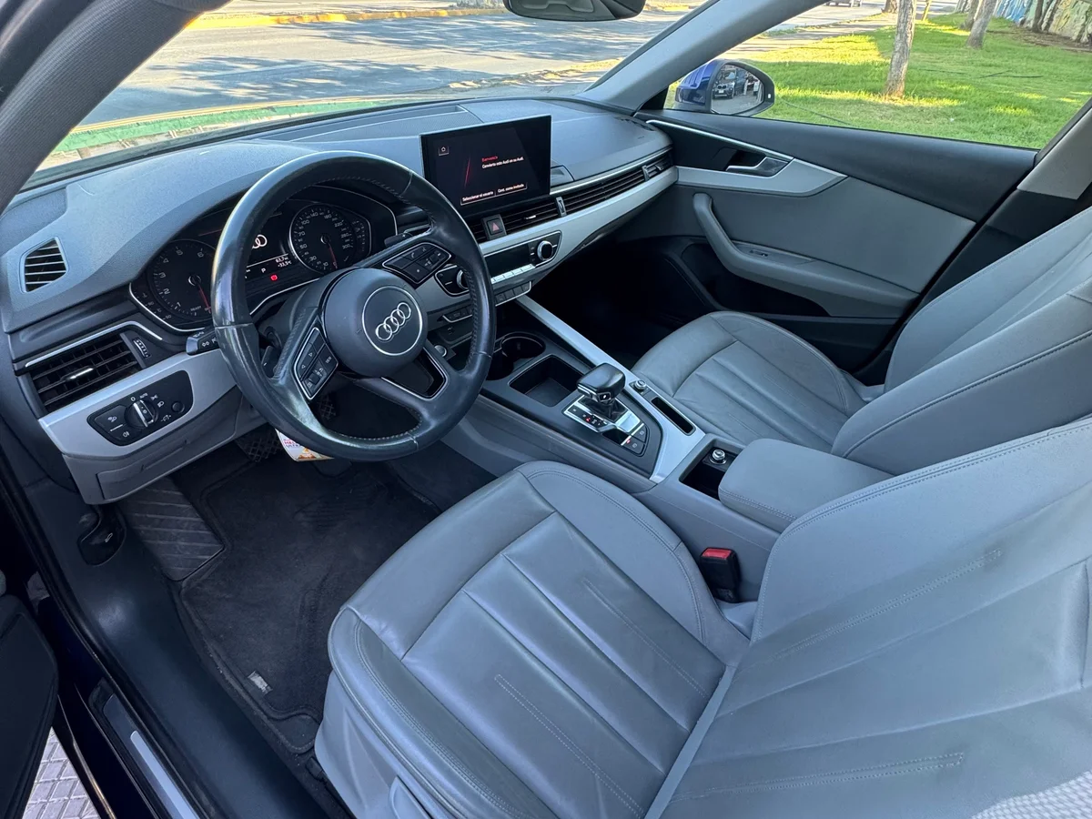 AUDI A4 35 TFSI 2.0 AUT 2021 - Miniatura 9