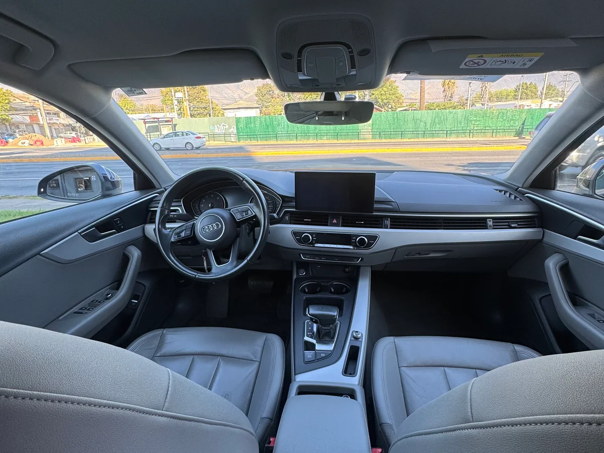 AUDI A4 35 TFSI 2.0 AUT 2021 - Miniatura 10