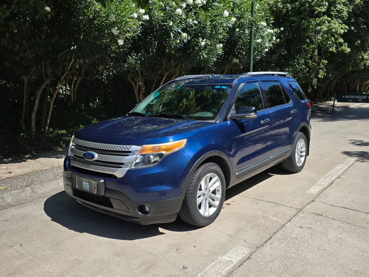 FORD EXPLORER XLT 3.5L V6 4X2 AÑO 2012 - Miniatura 8