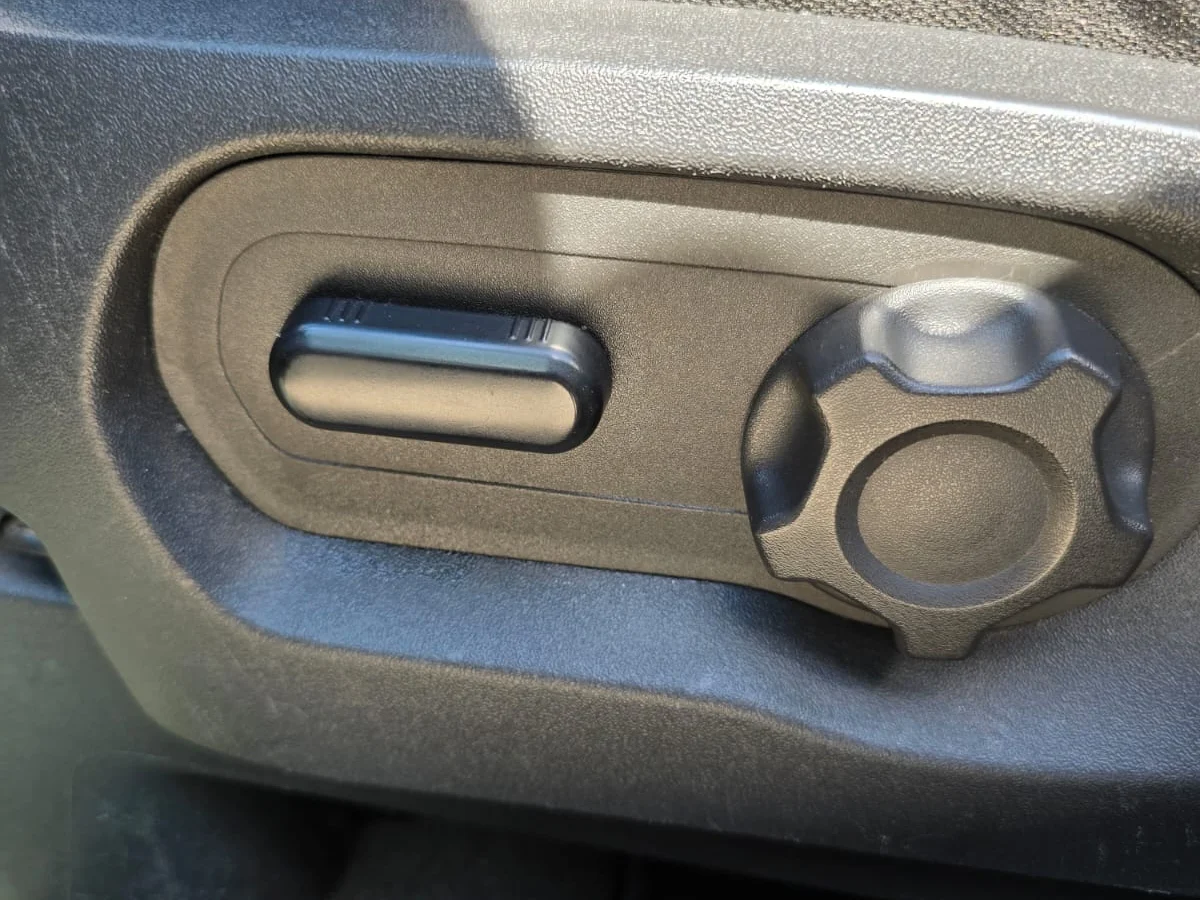 FORD EXPLORER XLT 3.5L V6 4X2 AÑO 2012 - Miniatura 13