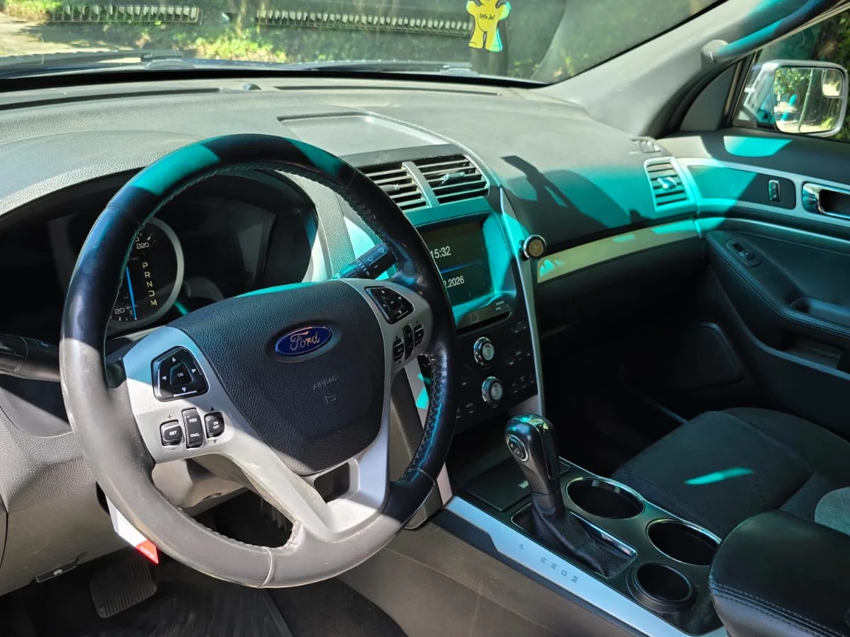 FORD EXPLORER XLT 3.5L V6 4X2 AÑO 2012 - Miniatura 14