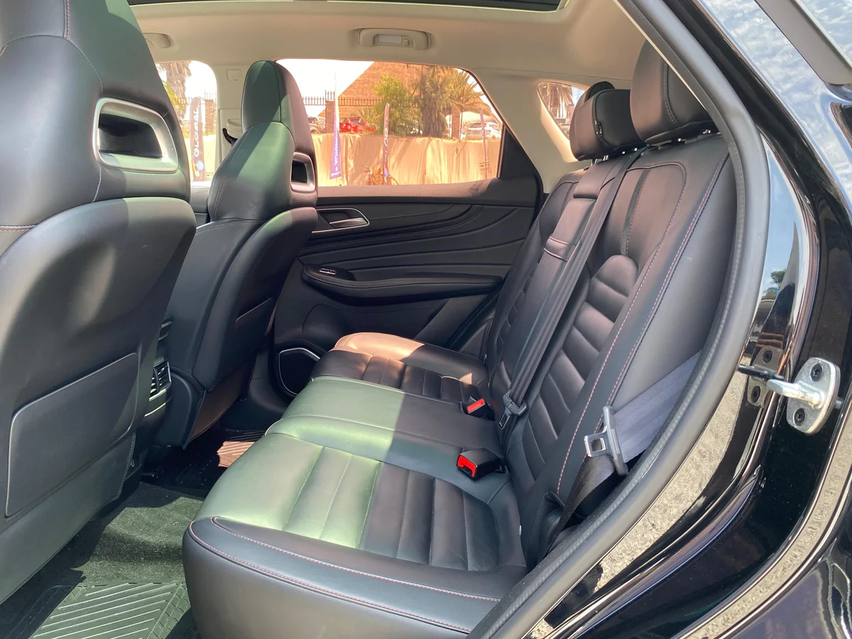 MG HS 2.0T DCT TROPHY 4WD UNICO DUEÑO - Miniatura 13