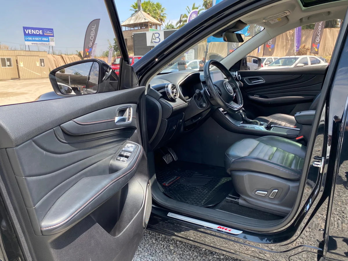 MG HS 2.0T DCT TROPHY 4WD UNICO DUEÑO - Miniatura 16