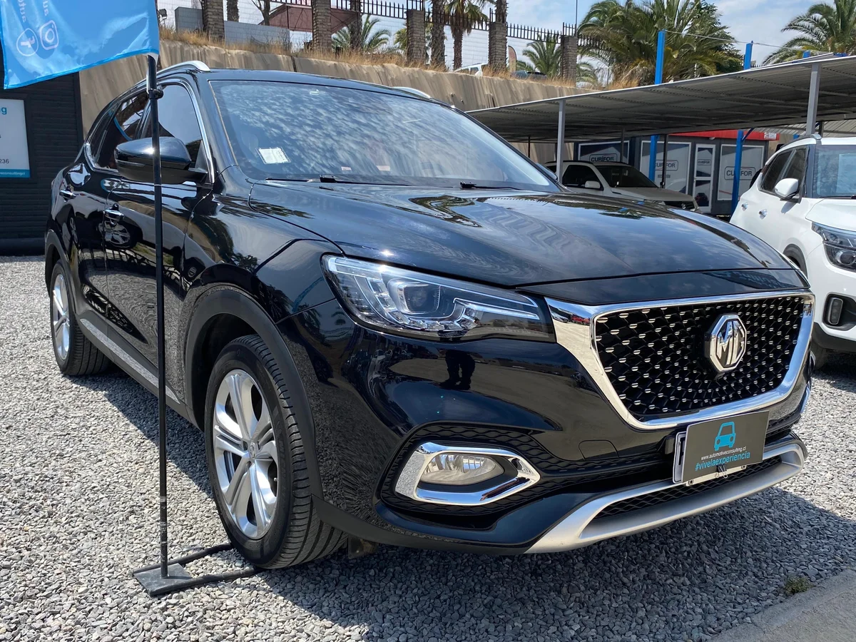 MG HS 2.0T DCT TROPHY 4WD UNICO DUEÑO - Miniatura 19