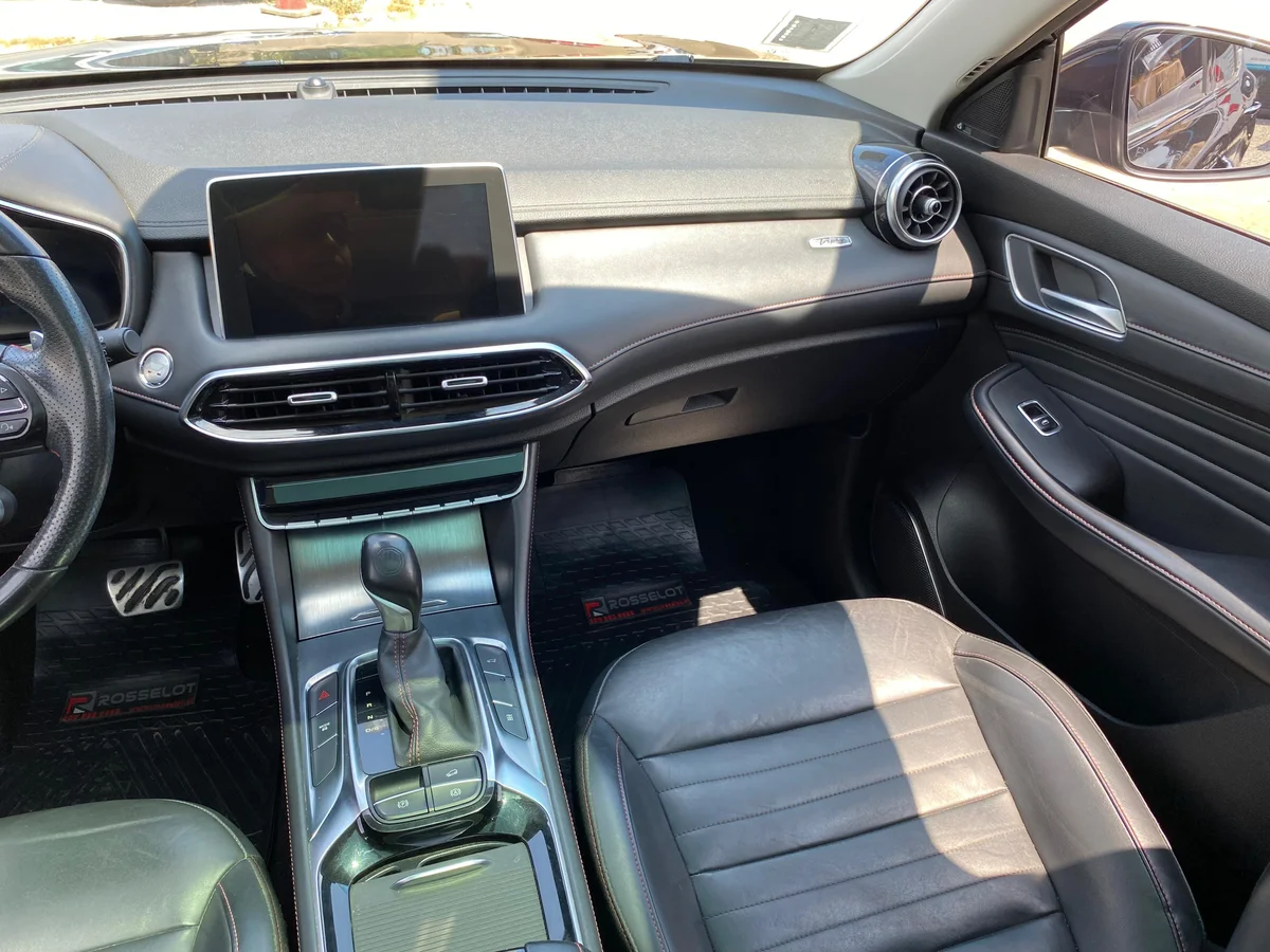 MG HS 2.0T DCT TROPHY 4WD UNICO DUEÑO - Miniatura 24