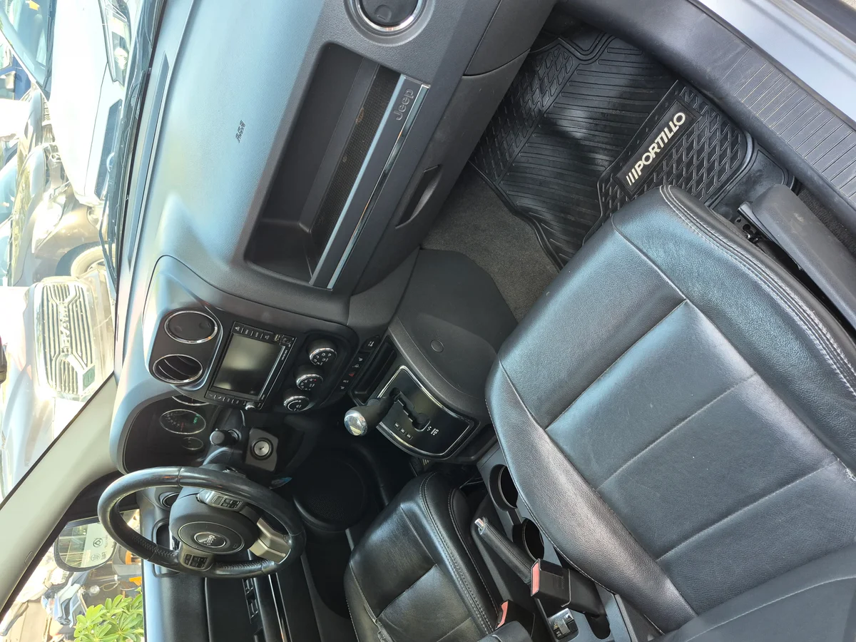 JEEP Compass 2.4cc 2012 - Miniatura 10