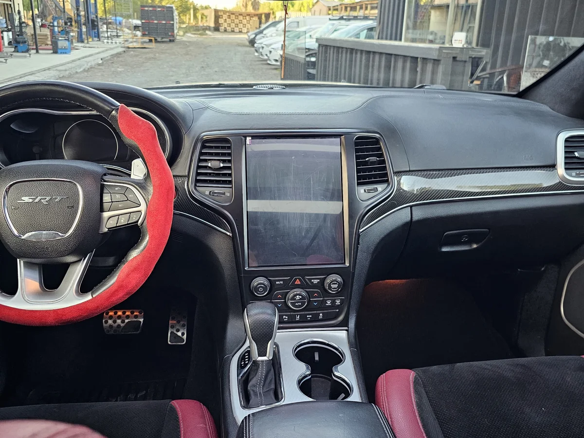 JEEP Grand Cherokee 6.4cc 2018 - Miniatura 12