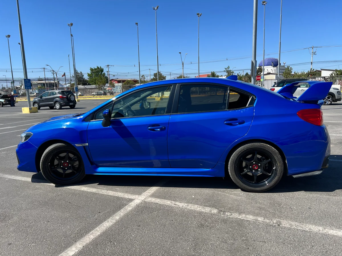 Subaru WRX 2.0L turbo awd mt6 año 2021 - Miniatura 3