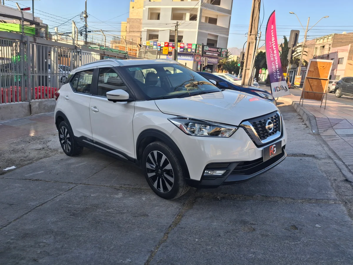 2018 Nissan Kicks Advance - Miniatura 3