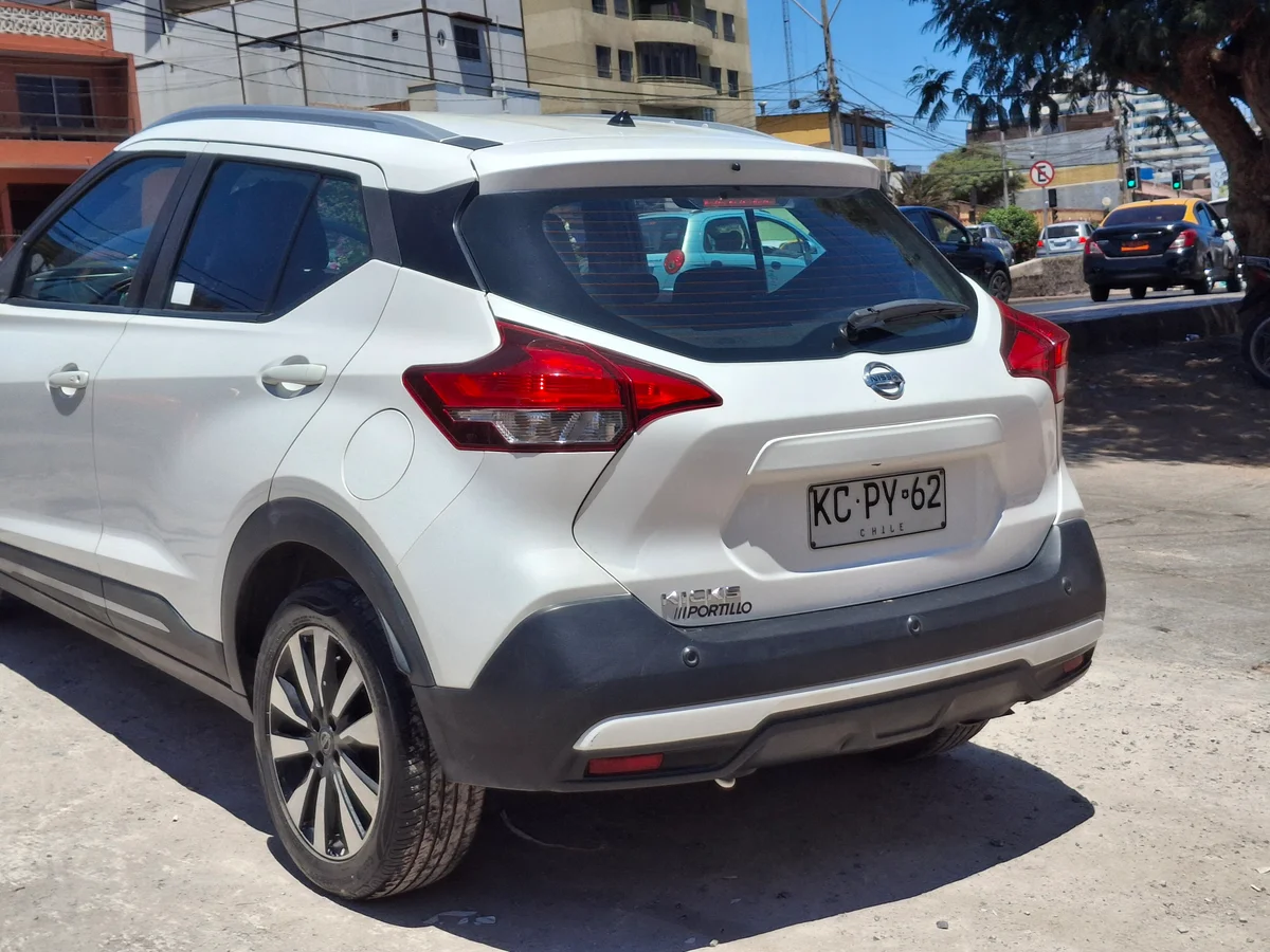2018 Nissan Kicks Advance - Miniatura 6