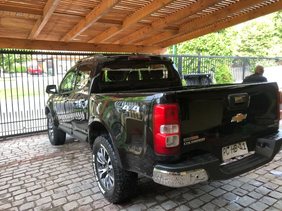 Colorado LTZ 4×4 2.8 Aut 2020 - Miniatura 4