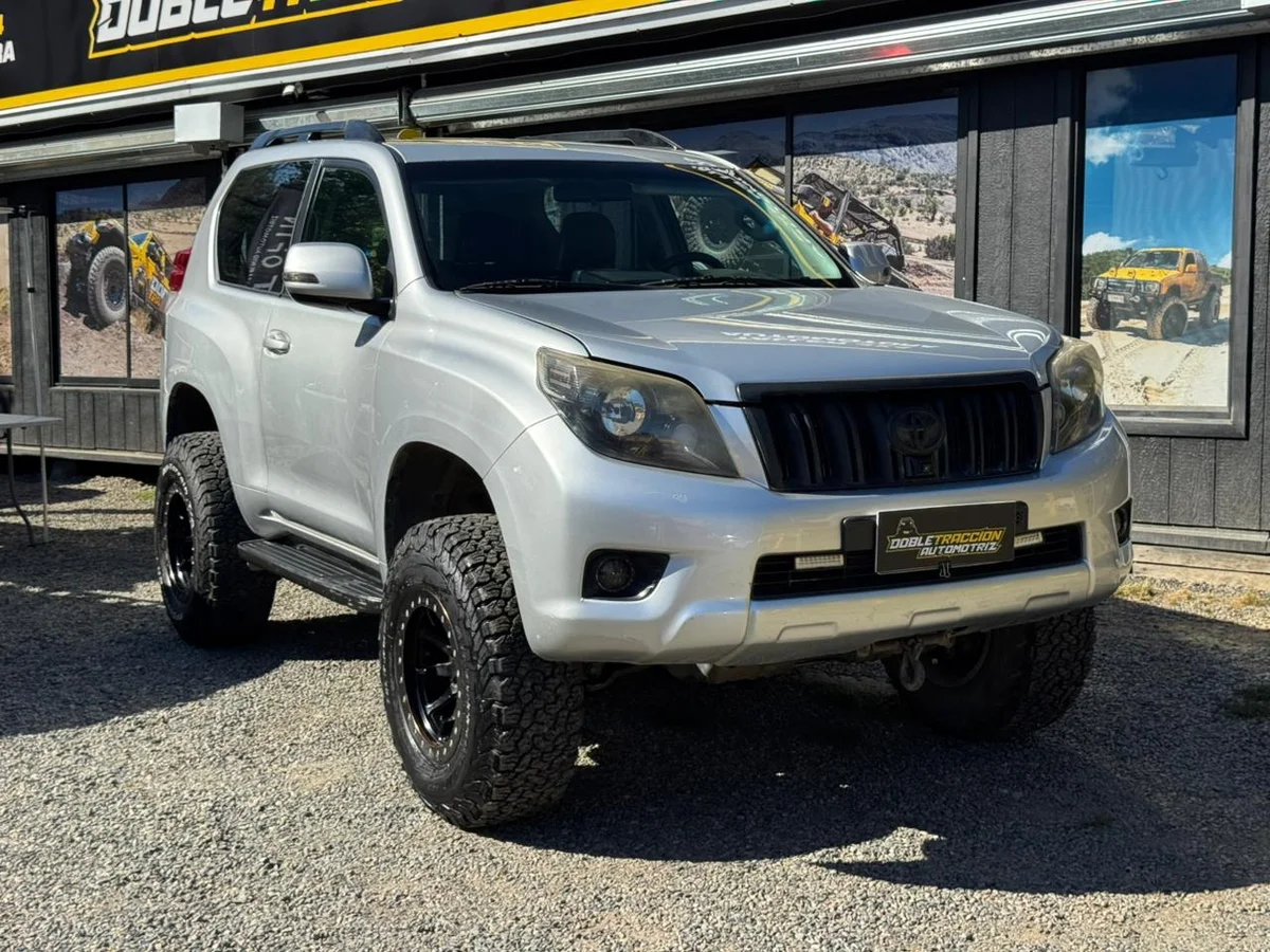 TOYOTA LAND CRUISER PRADO 2.7 2010