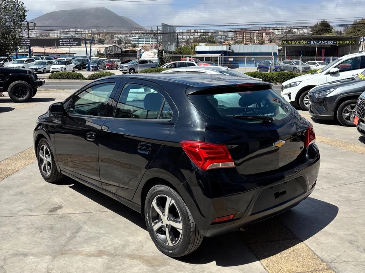 CHEVROLET ONIX HB LTZ 1.4 2020 - Miniatura 4