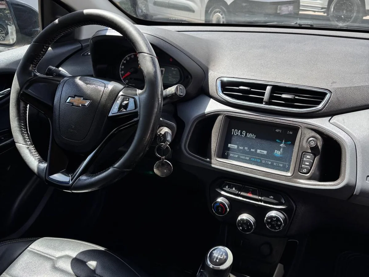 CHEVROLET ONIX HB LTZ 1.4 2020 - Miniatura 8