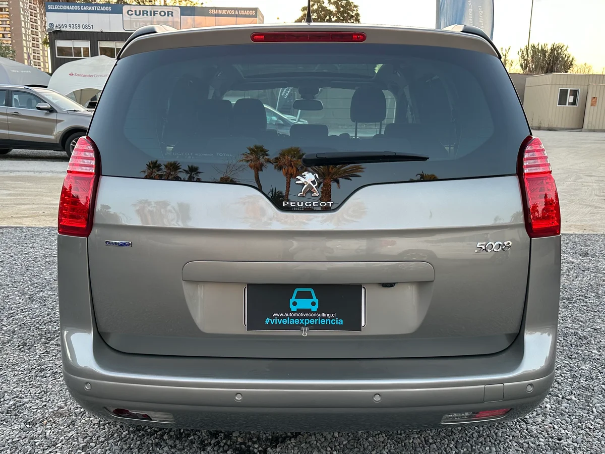 PEUGEOT 5008 ALLURE BLUE HDI 1.6 AUT - Miniatura 5