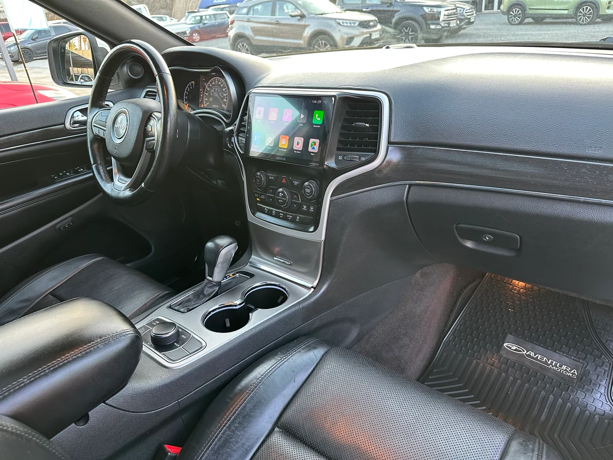 JEEP GRAND CHEROKEE 3.6 LIMITED 4WD UNICO DUEÑO - Miniatura 18