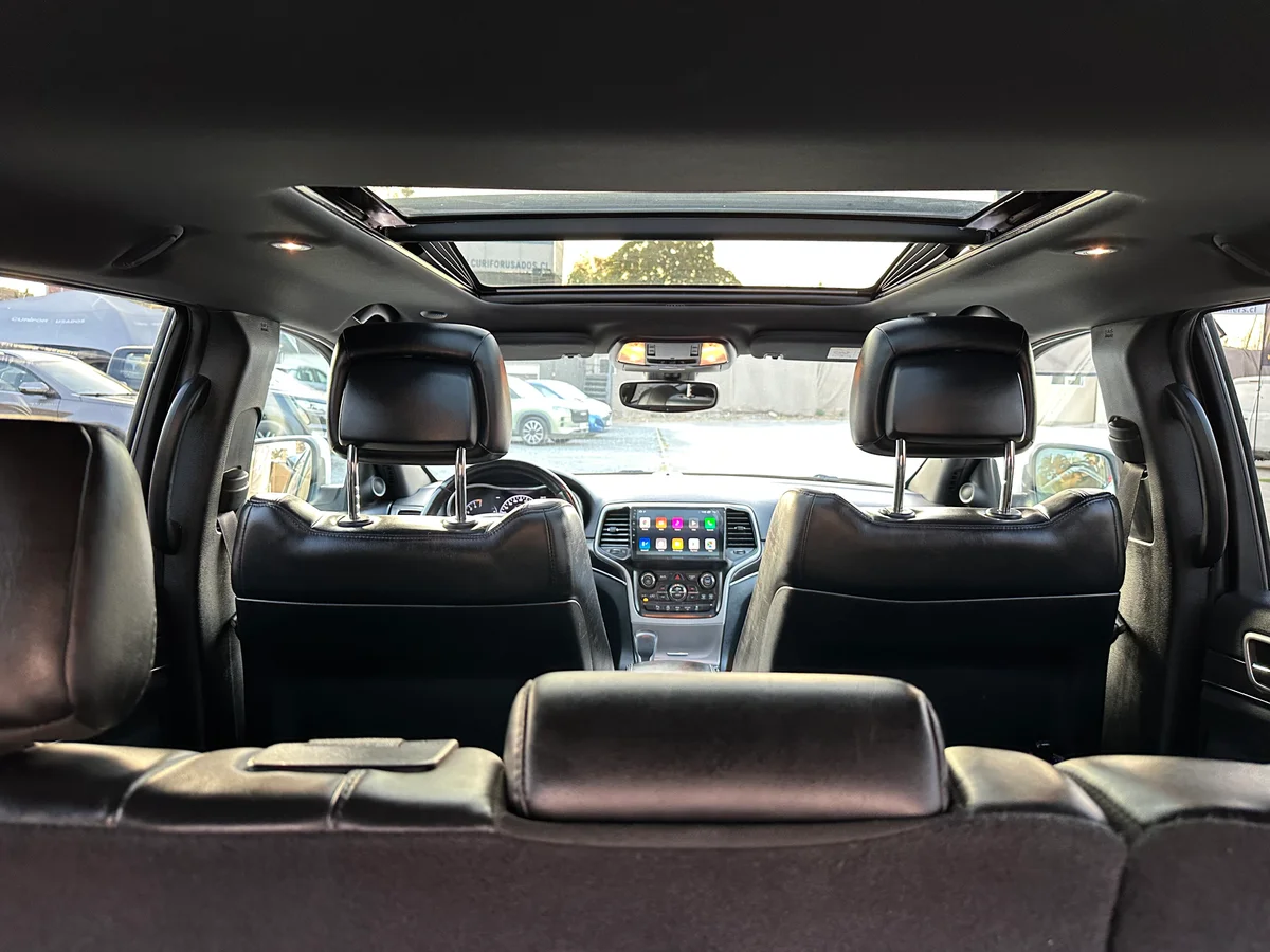 JEEP GRAND CHEROKEE 3.6 LIMITED 4WD UNICO DUEÑO - Miniatura 20