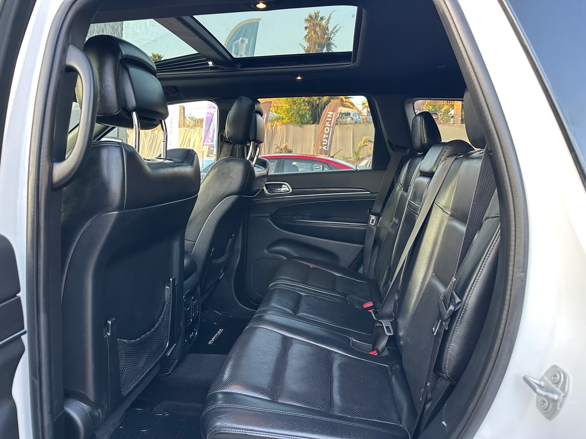 JEEP GRAND CHEROKEE 3.6 LIMITED 4WD UNICO DUEÑO - Miniatura 21