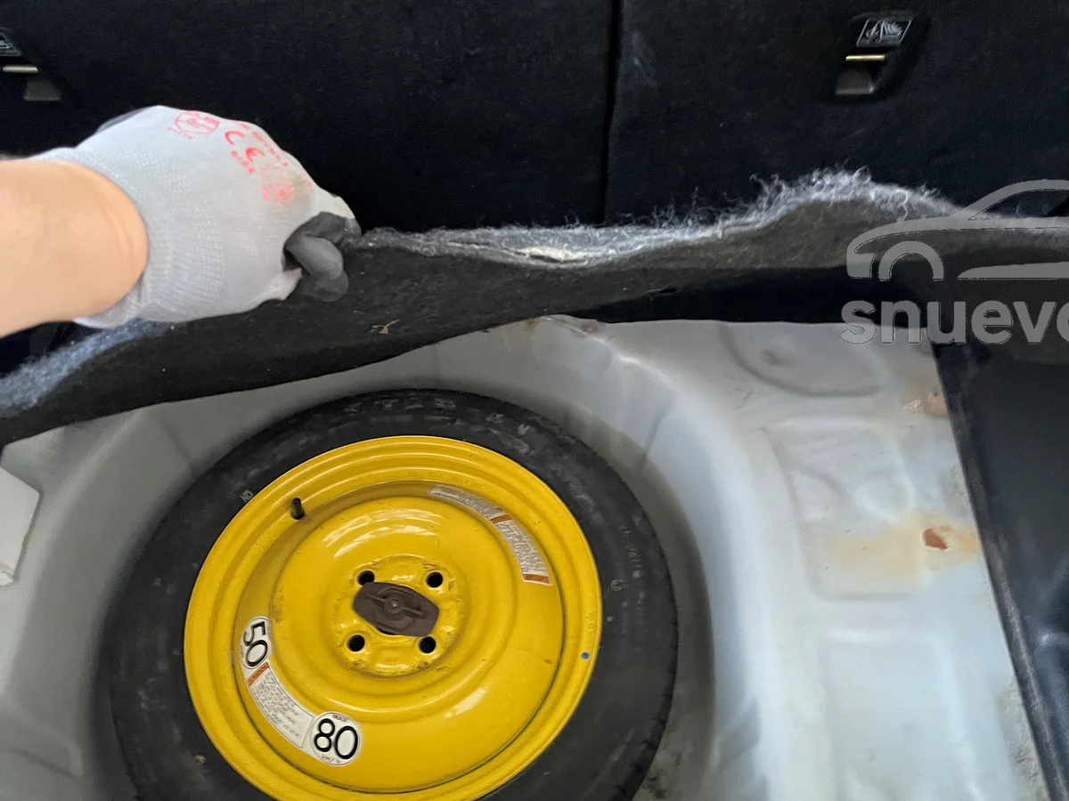 El Suzuki Baleno HB 1.4 GLS automático - Miniatura 8