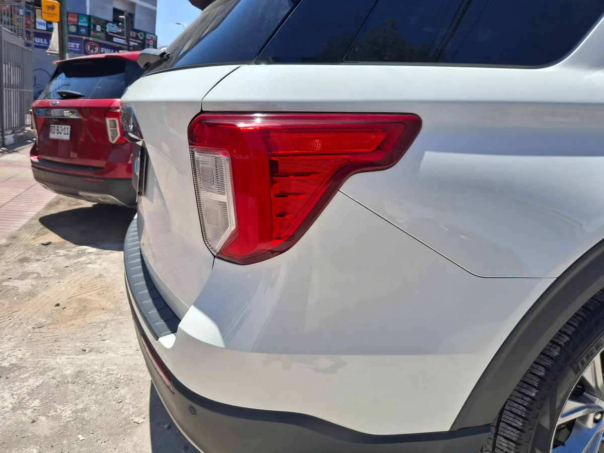 2023 Ford Explorer XLT 4x2 2.3 ecoboost - Miniatura 9