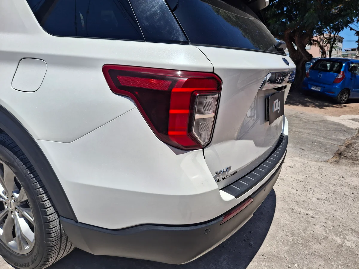 2023 Ford Explorer XLT 4x2 2.3 ecoboost - Miniatura 10