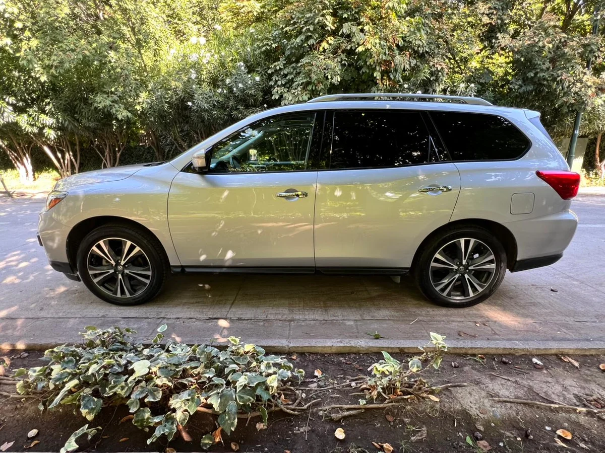 NISSAN PATHFINDER EXCLUSIVE 4X4 3.5L AUT 2019 7P - Miniatura 7