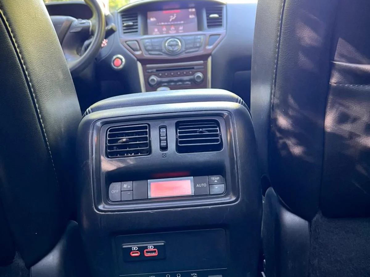 NISSAN PATHFINDER EXCLUSIVE 4X4 3.5L AUT 2019 7P - Miniatura 17