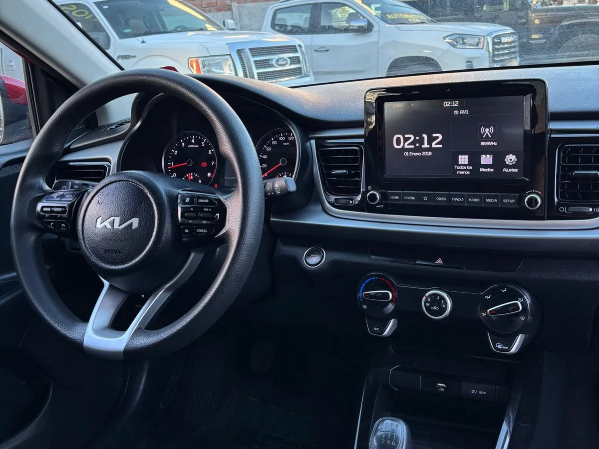 KIA RIO 5 EX CI FULL - Miniatura 8