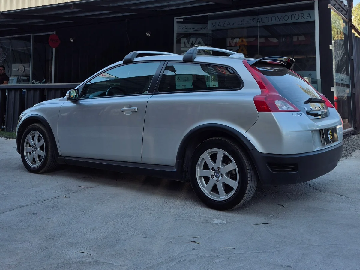 Volvo c30, coupe - Miniatura 5