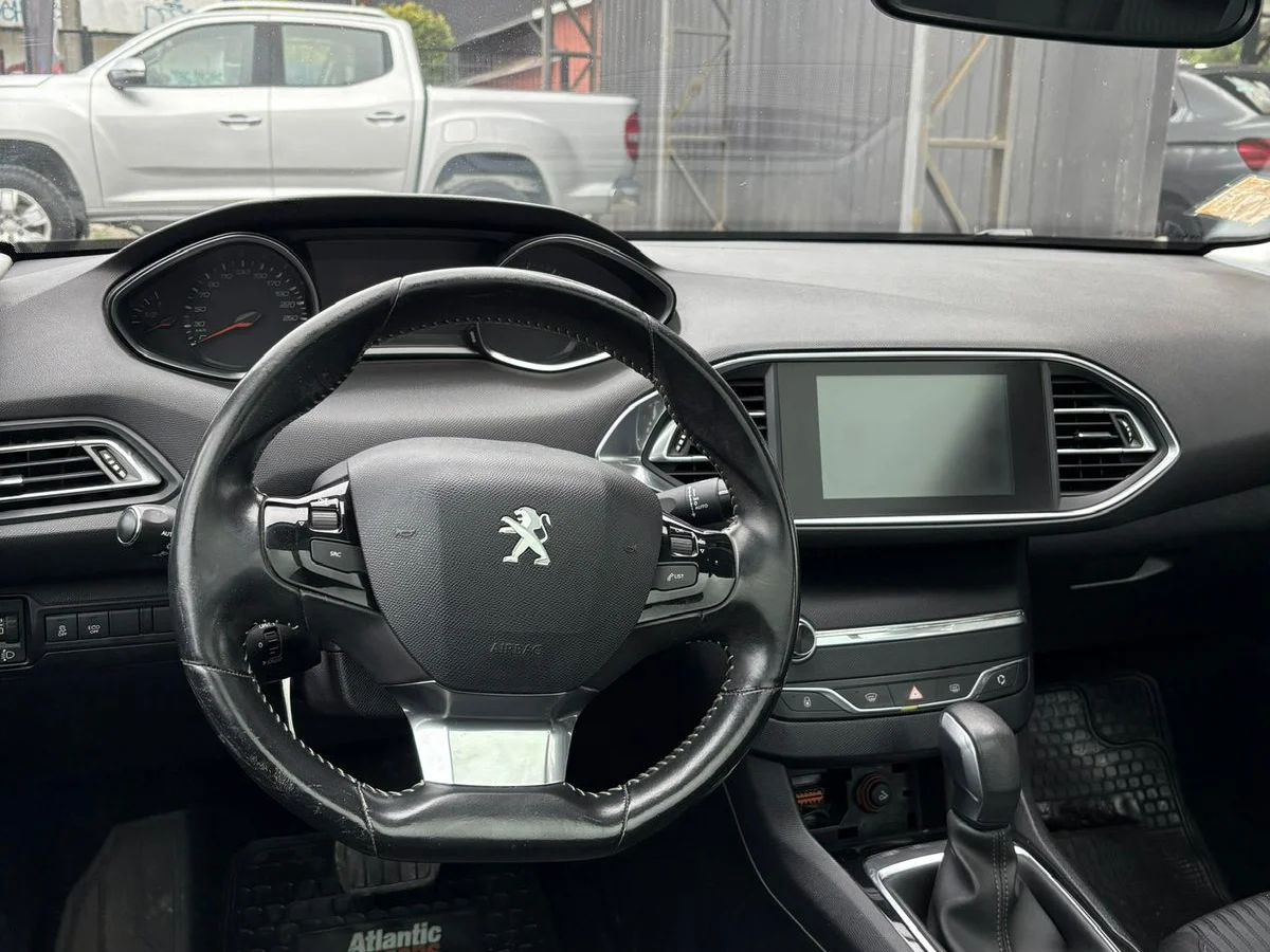 PEUGEOT 308 1.2 2016 - Imagen 6