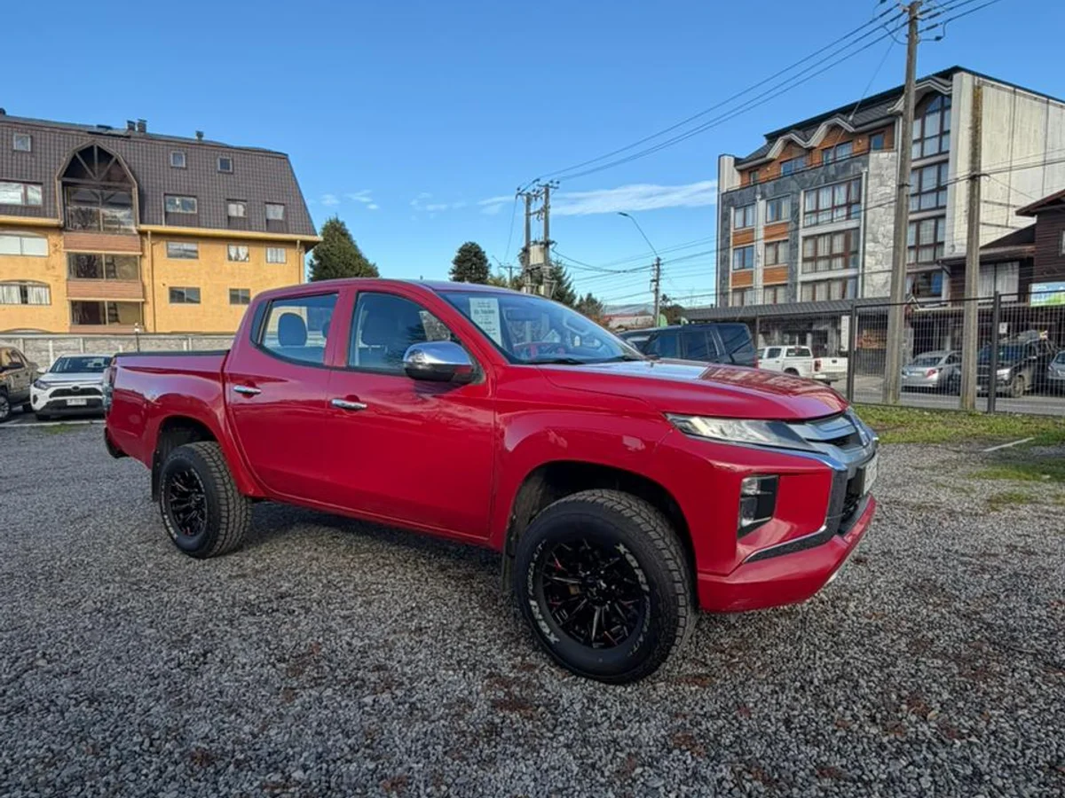 MITSUBISHI L200 Katana Crt 4x4 2022 - Imagen 12