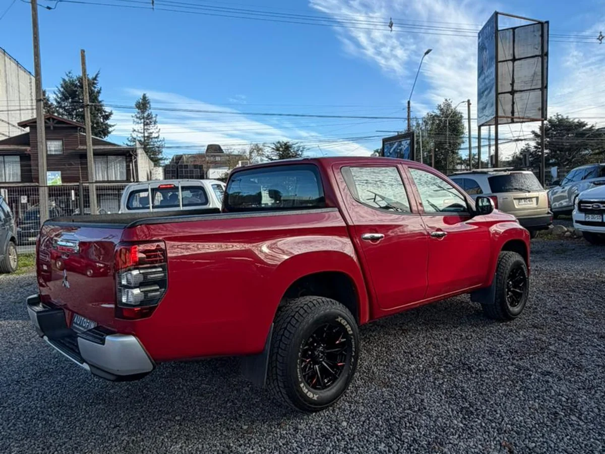 MITSUBISHI L200 Katana Crt 4x4 2022 - Imagen 18