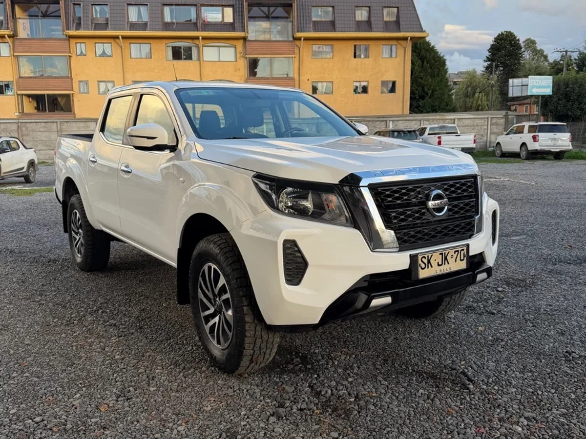 Nissan Navara SE 4x4 2023 - Miniatura 13