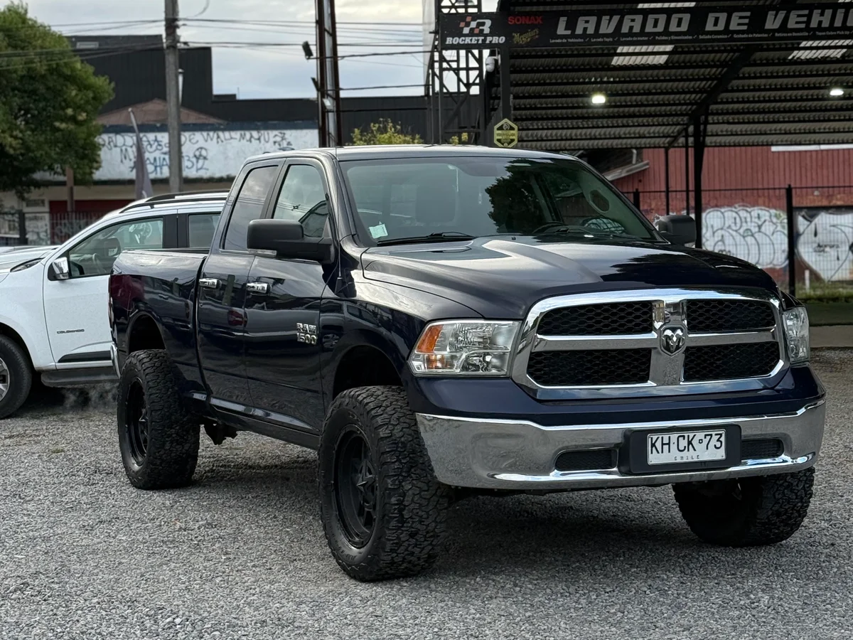 Dodge RAM 1500 SLT 2018