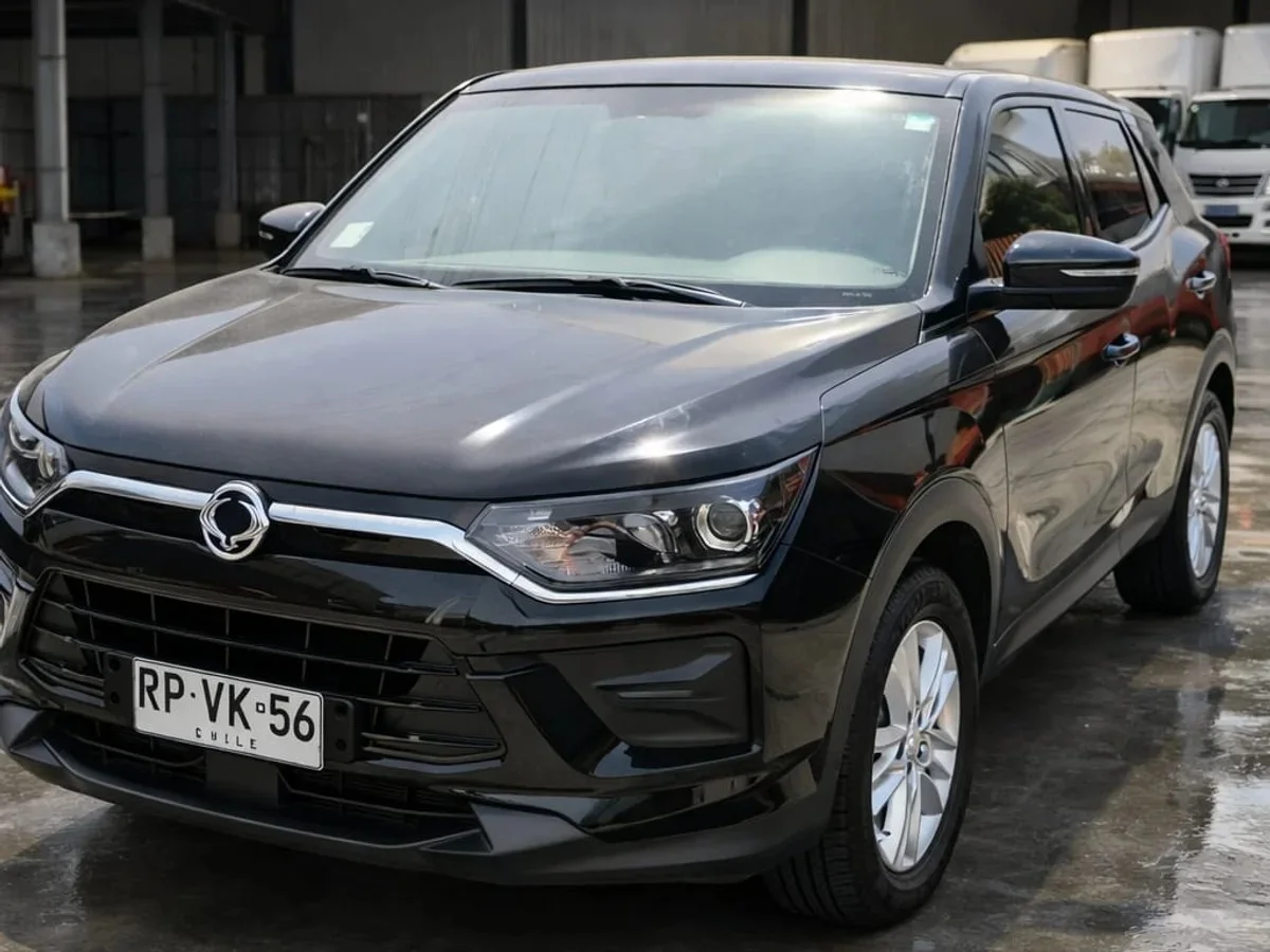 SSANGYONG NEW KORANDO 1.5 TURBO LX 4X2 - Miniatura 15