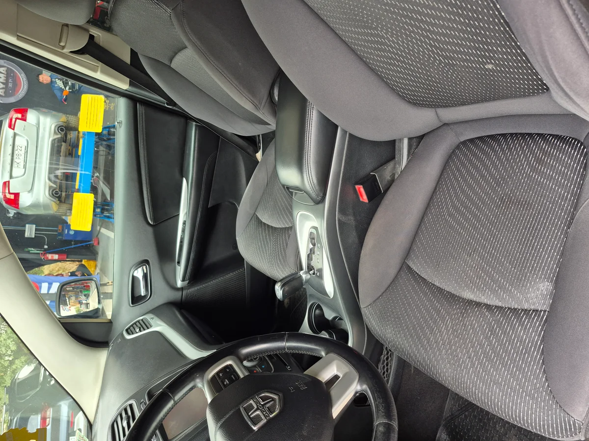Dodge Journey Sxt - Miniatura 8