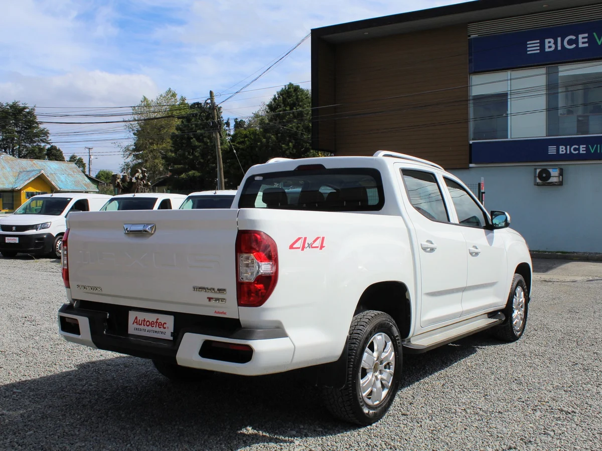 Maxus T60 — foto 8 de 11