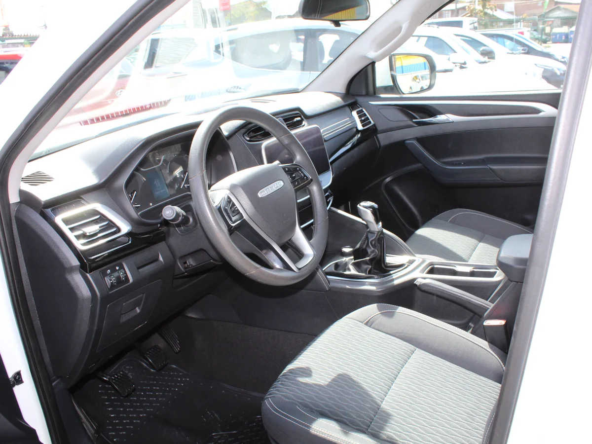 Maxus T60 — foto 10 de 11