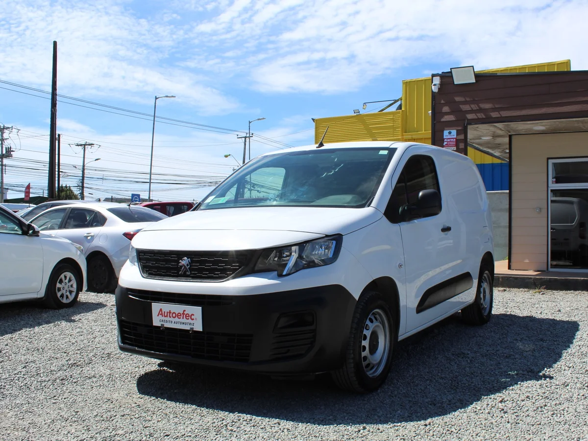 Peugeot Partner Blue Hdi — foto 2 de 10