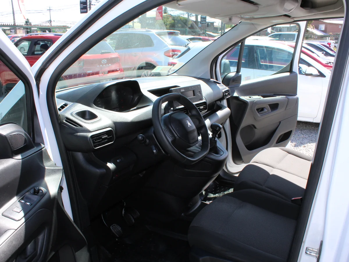 Peugeot Partner Blue Hdi — foto 6 de 10